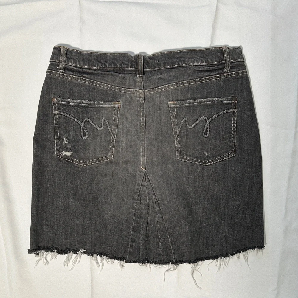 Mossimo Denim Frayed Hem Skirt - Picture 2 of 8
